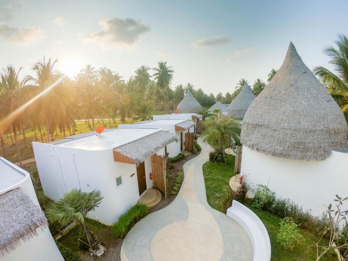 Resto Sea Resort - Baan Krut Prachuap Khiri Khan Exterior foto